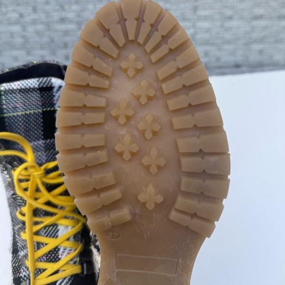 Eric Michael Wool Upper Combat Boots, Yellow Laces, Side Zipper, NWOT, size 37 - Picture 12 of 14